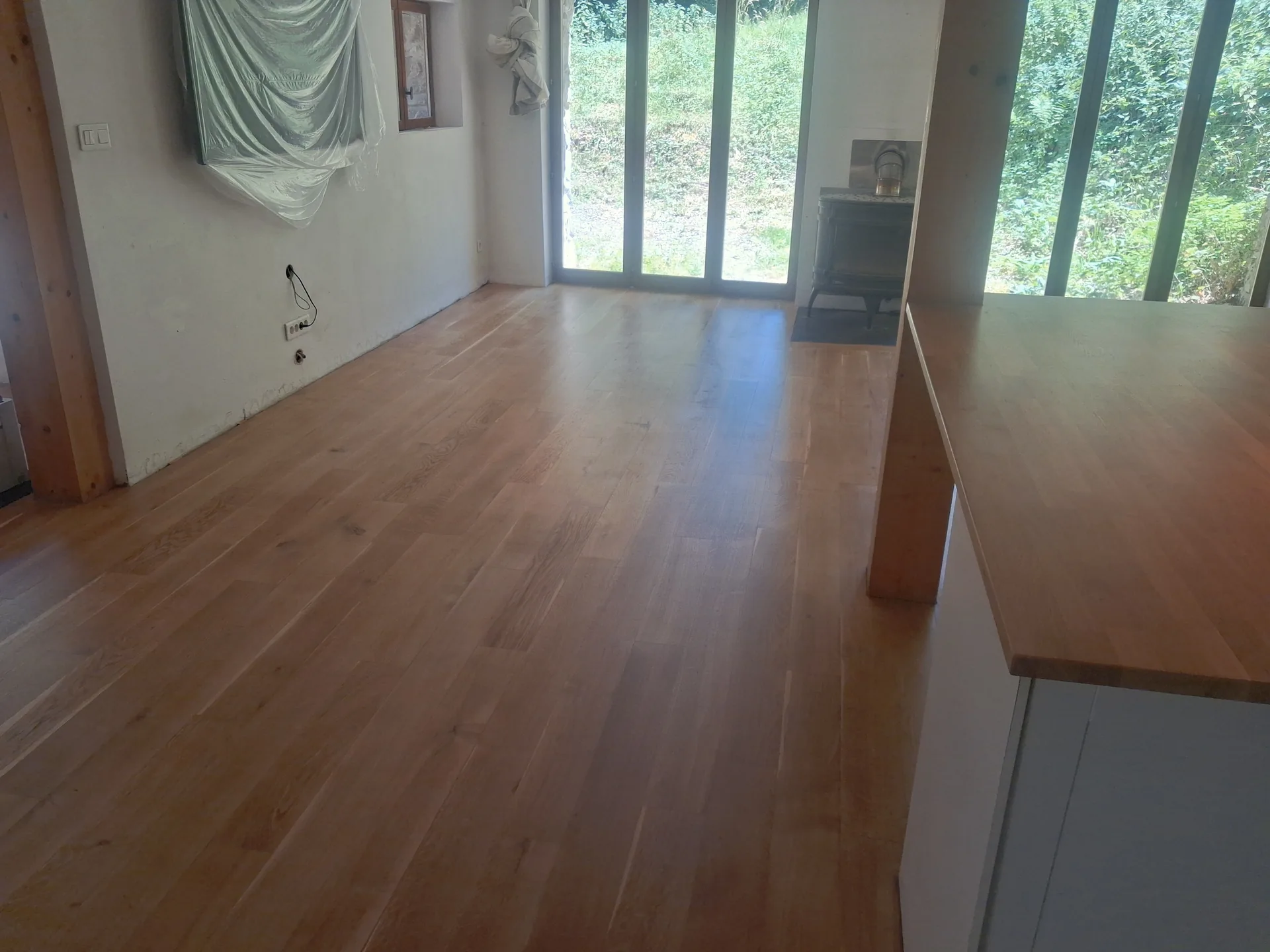 The restored floor in the living area, extra matt lacquer